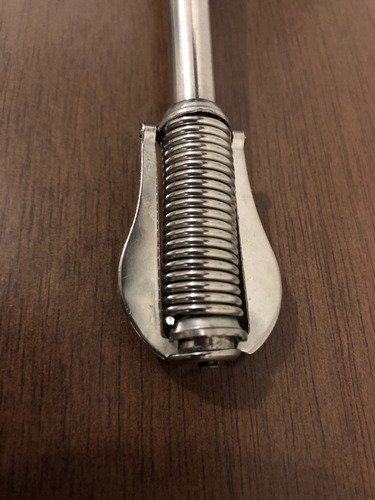 Imagen 4 de 6 de Bombilla De Resorte Hecha En Acero Inoxidable (desarmable)