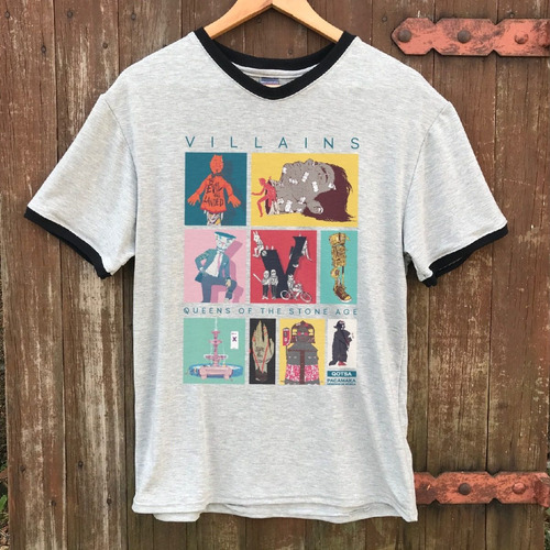 Remera Queens Of The Stone Age / Villains / Gris / Pacamaka