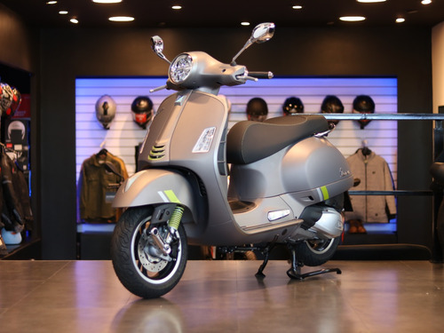 Vespa Gts 300 Super Tech Hpe Gris Entrega Hoy Gps Abs Led