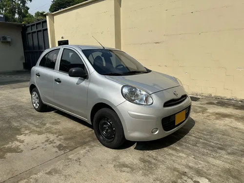 Nissan March 1.6 Sense