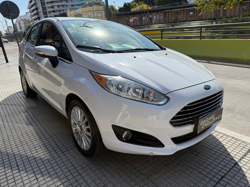 Ford Fiesta Kinetic 1.6 Titanium 120cv
