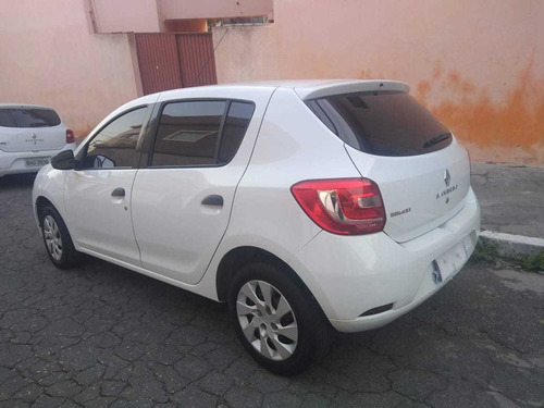Imagem 6 de 8 de Renault Sandero 2016 1.0 16v Authentique Hi-flex 5p
