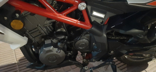 Imagen 11 de 19 de Benelli Tnt 300cc.