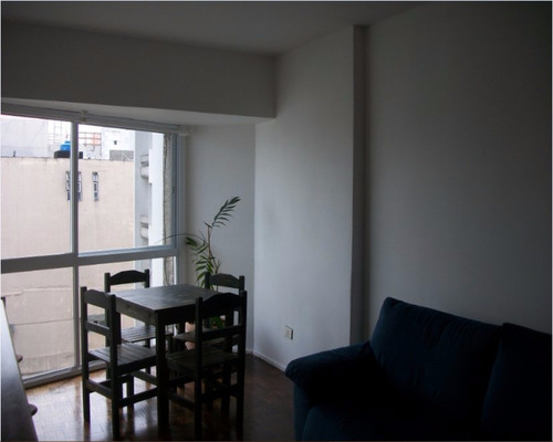 Imagem 12 de 21 de Mobiliado Com Geladeira, Fogão, Maq De Lavar Roupa, Pronto Para Morar Com 1 Dormitório, 1 Sala, 1 Banheiro. Excelente Localização. 50,00 M2 Útil - L210 - 2851428