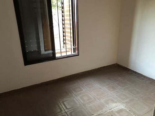 Imagen 1 de 8 de Departamento En Alquiler Se 2 Dormitorios En B° Alberdi