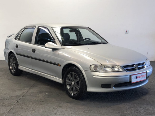 Chevrolet Vectra Sedan 2.2 16v 4p Gls
