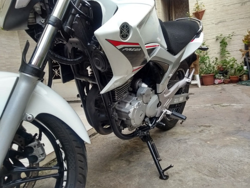 Yamara Fazer Ys250