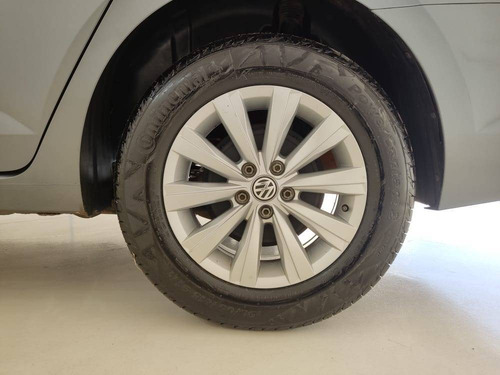 Imagem 14 de 15 de Volkswagen Virtus 1.6 Msi Total Flex Manual