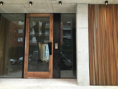 Excel Amb: Casi A Estrenar: A Pasos De Av Libertador