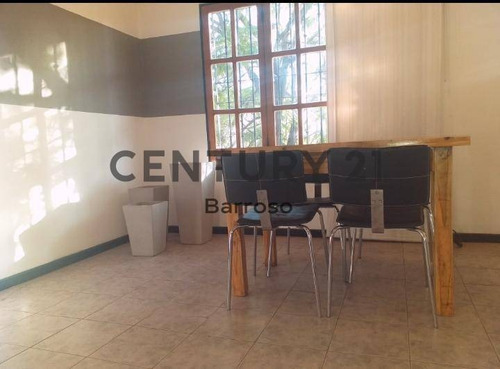 Imagen 6 de 10 de Se Vende Hermoso Departamento Godoy Cruz