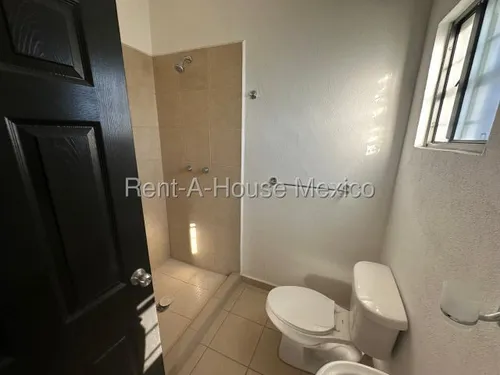 Rincones Del Marques, Renta - Casa Con 3 Recámaras 1 En Planta Baja, Sala De Tv | Air