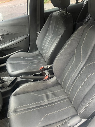 Peugeot 2008 1.6 Allure