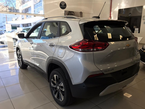 Chevrolet Tracker Premier New 9- Fym