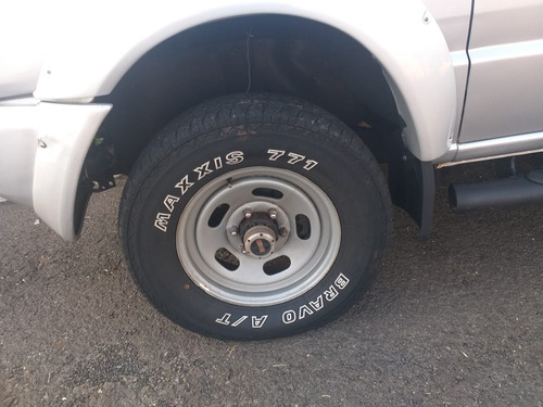 Mitsubishi L200 2.5 Gl Cab Dupla 4x4 4p