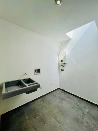Residencia Para Estrenar Con Excelente Plusvalia En Zakia