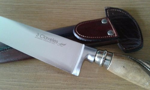 Cuchillo 3 Claveles Encabado Madera 13 Cm Con Vaina Cuero