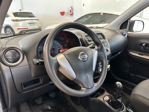 Nissan March 1.6 Active 107cv