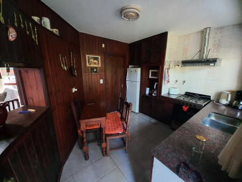 Imagen 23 de 25 de Chalet Sobre Esquina,zona B5 4habitaciones 3baños