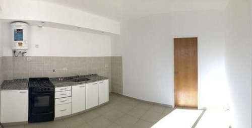 Imagen 5 de 12 de Venta - Depto 2 Amb - Merlo Centro