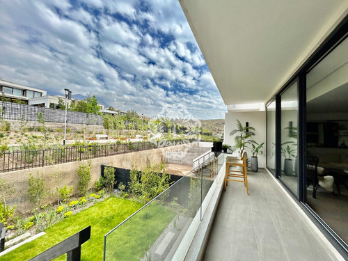 Cesión Promesa, 4d/4b, 2 Estacionamientos Y 1 Bodega, Jardín