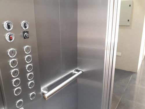 Dde U$s 2272 X M2 -balcón · Apto Prof · Fte A Plaza ·