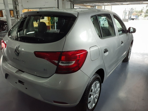 Imagen 14 de 15 de Renault Sandero 1.6 Life 0km Premium Oportunidad