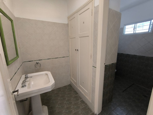 Casa En Venta - Barrio Juniors - 4 Dormitorios