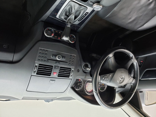 Imagem 13 de 15 de Mercedes-benz Classe C C-180 Kompressor Classic 1.6 16v...