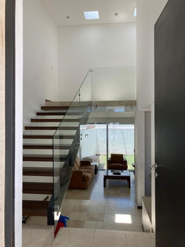 Imagen 25 de 30 de Casa Venta En Coto Club Home Fraccionamiento Milenio Qro.