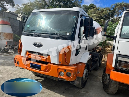 Imagem 1 de 9 de Ford Cargo 2629 6x4 Panda Betoneira 2013