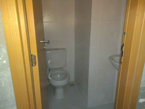 Sala Comercial Para Alugar Na Avenida Das Américas, Recreio Dos Bandeirantes, Rio De Janeiro - Rj - Liv-3016
