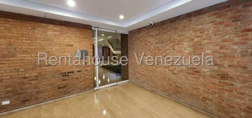 Apartamento En Venta En Campo Alegre 25-13935 Yf