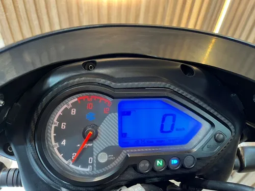 Bajaj Pulsar 180 Fi Neon 2023