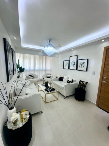 Apartamento En La Jacobo Majluta Remodelado