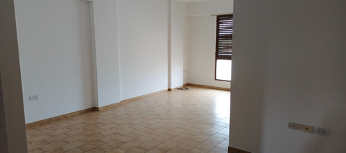 Se Vende Monoambiente En B° Centro - Villa Dolores - Córdoba
