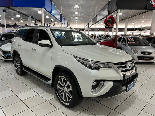 Toyota Hilux SW4 2.8 SRX 4X4 16V TURBO INTERCOOLER DIESEL 4P AUTOMÁTICO