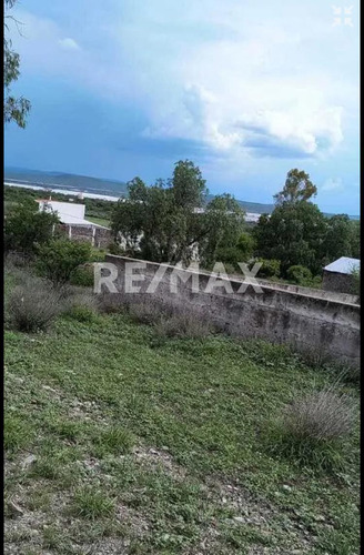 Terreno Comercial En Ajuchitlán, Querétaro