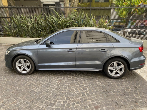 Audi 3