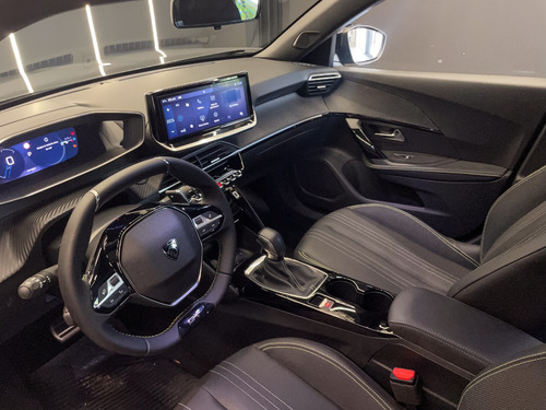Peugeot 2008 1.0T Gt
