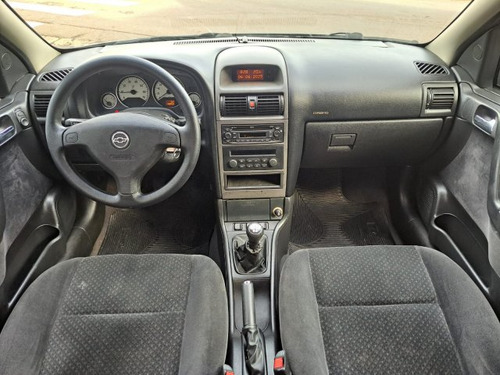 Chevrolet Astra Astra 2.0 MPFI ADVANTAGE 8V FLEX 4P MANUAL