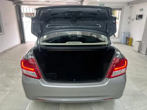 Suzuki Swift Dziere Mt 2023