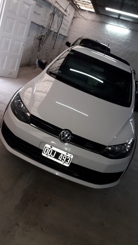 Volkswagen Saveiro 1.6 Gp Cd 101cv Pack High 2015