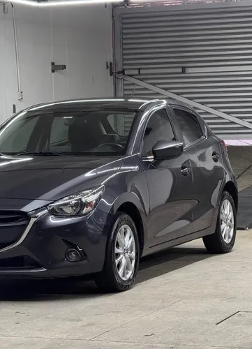Mazda 2 Sport 1.5 Touring At