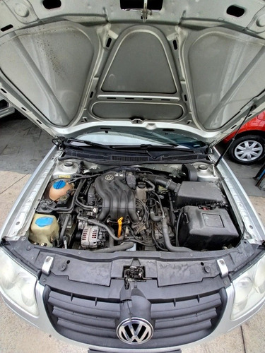 Imagem 6 de 17 de Volkswagen Bora 2009 2.0 Aut. 4p