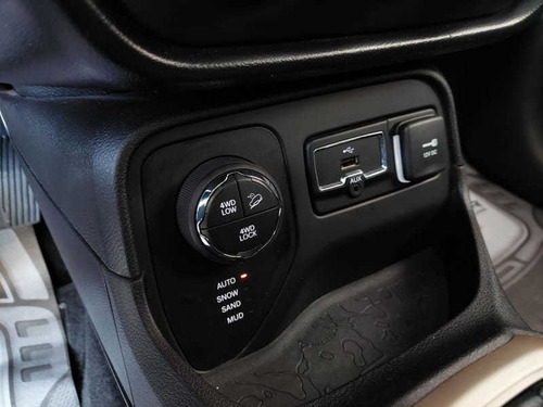 Imagem 11 de 15 de Jeep Renegade Sport Aut 2.0 Diesel 2017
