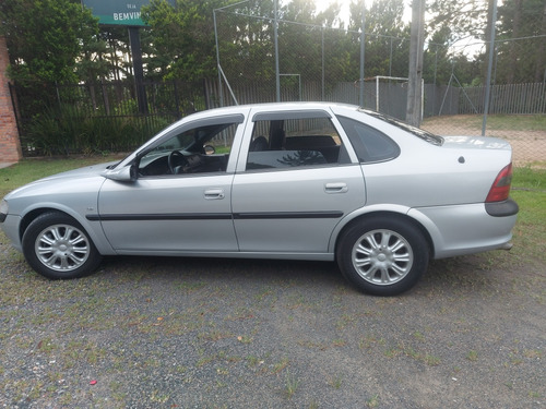 Chevrolet Vectra 2.2 16v Cd 4p