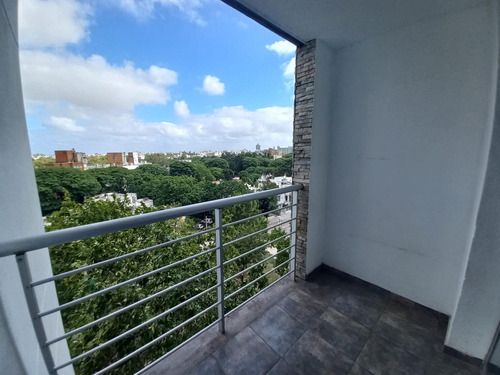 Apartamento De 1 Dormitorio En Alquiler, Parque Batlle, Montevideo.