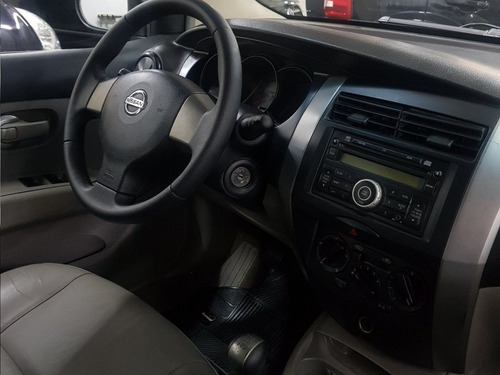 Imagem 3 de 5 de Nissan Livina 1.6 S 16v Flex 4p Manual