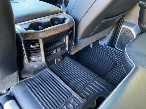 Dodge Ram 2500 Laramie 6.4 L