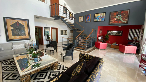 Vendo Penthouse En Piantini